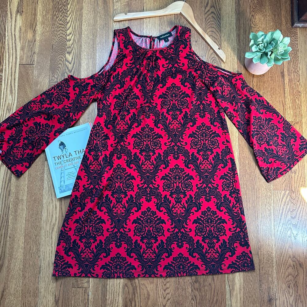 Indication Red & Black Cold Shoulder Damask Pattern Shift Dress